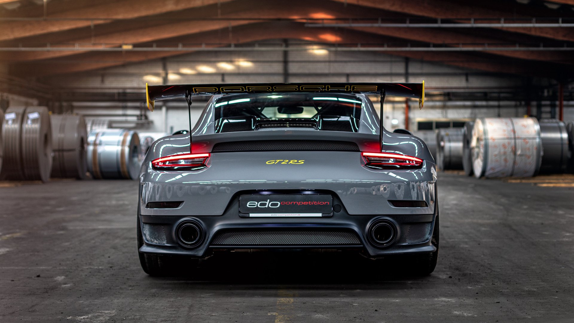 开云在线直播-“西甲焦点战：争夺冠军的战火再次点燃”，西甲精彩