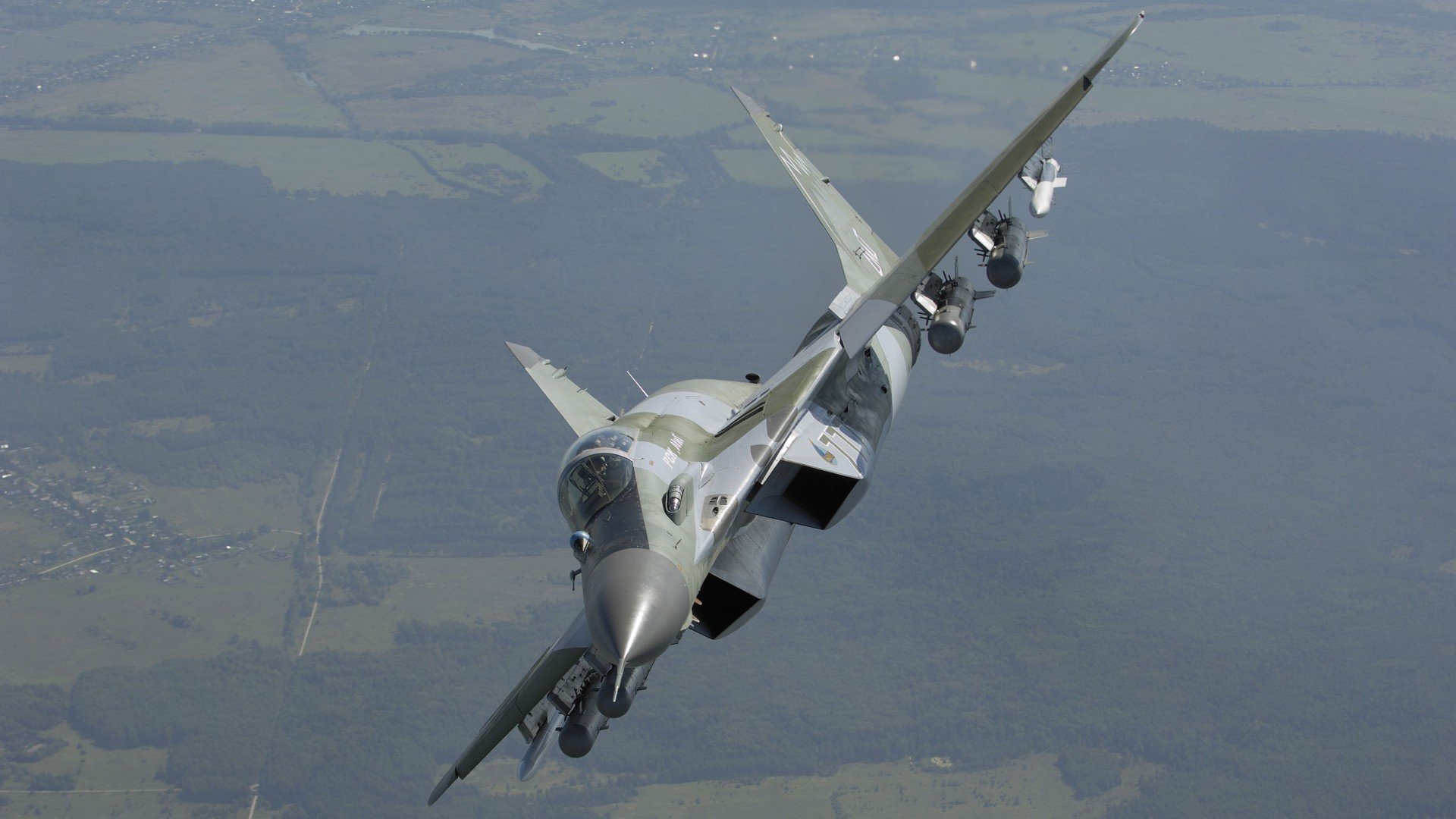 开云网页-【比赛策略】如何布置攻守转换？顶尖运动员的战术揭秘，足球攻守转换的战术要求