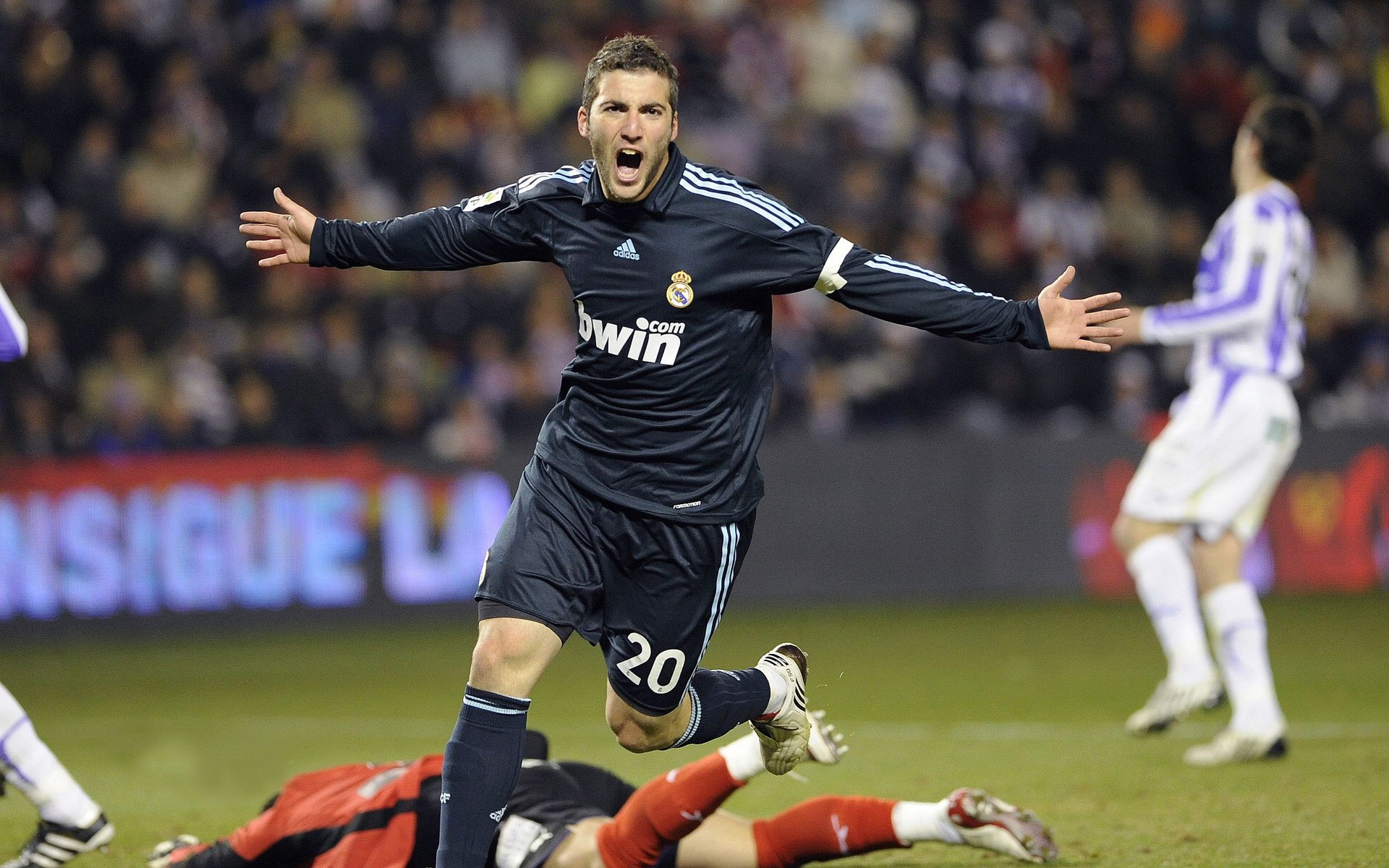 开云体育中国官方网站-格鲁塞赛后感谢团队支持与陪伴,格鲁塞赛后感谢团队支持与陪伴的话